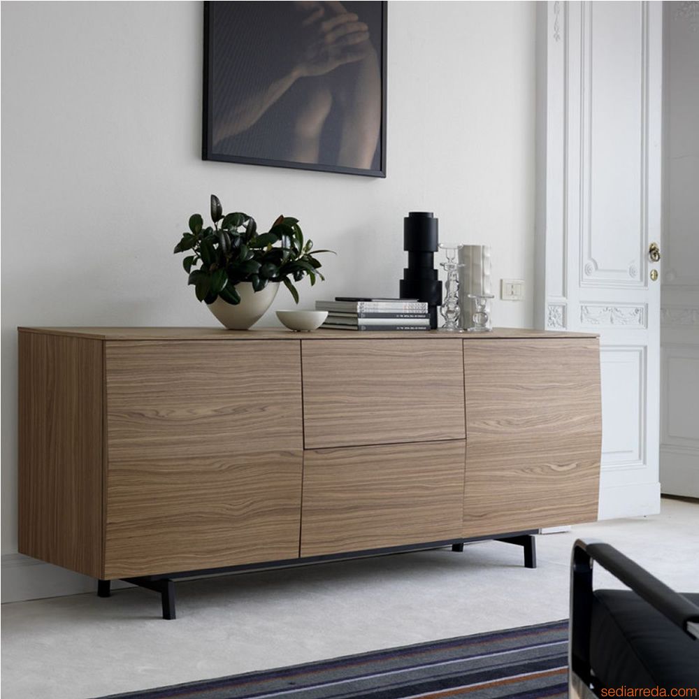 Credenza moderna in legno